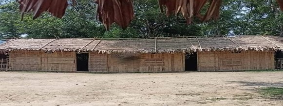 ပလက်ဝမြို့နယ်ရှိကျောင်းဆောင်(၁)ဆောင်ပုံ