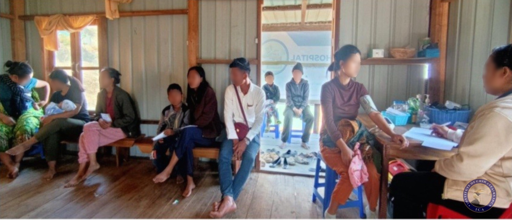 ချင်းပြည်နယ်တစ်နေရာရှိ ICA ၏ဆေးခန်းတွင် အပြည်ပြည်ဆိုင်ရာအမျိုးသမီးနေ့ အထိမ်းအမှတ်အနေဖြင့် အခမဲ့ ဆေးကုသမှု ခံယူနေကြသည့်လူနာများ ( March 12, 2025)