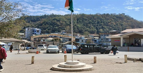 နယ်စပ်ကုန်သွယ်ရေးတံတားကို ဇိုခေါ်ထာရ် ဖက်ခြမ်းမှ မြင်ရပုံ - Feb’26 (ဓာတ်ပုံ - ဆလိုင်းလင်း)